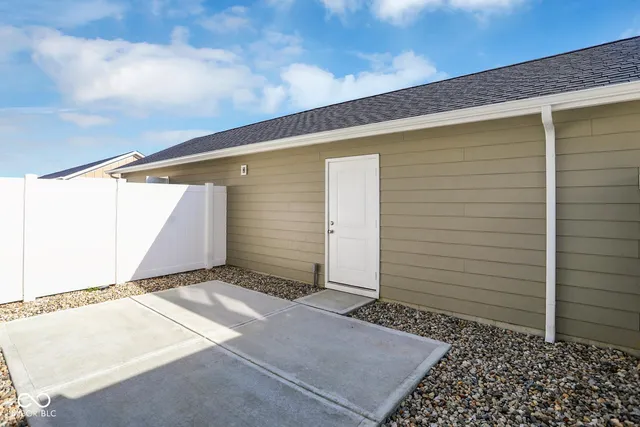 $300,708 | 8520 Goldfinch Road, Brownsburg, IN 46112