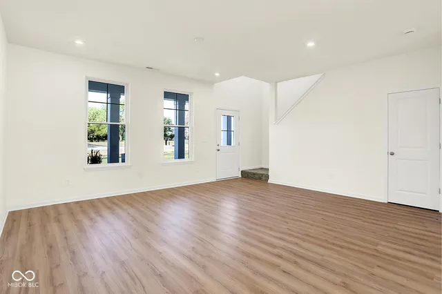 $300,708 | 8520 Goldfinch Road, Brownsburg, IN 46112