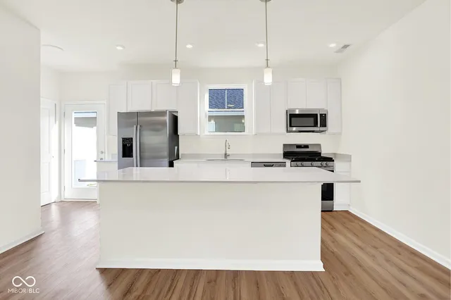 $300,708 | 8520 Goldfinch Road, Brownsburg, IN 46112