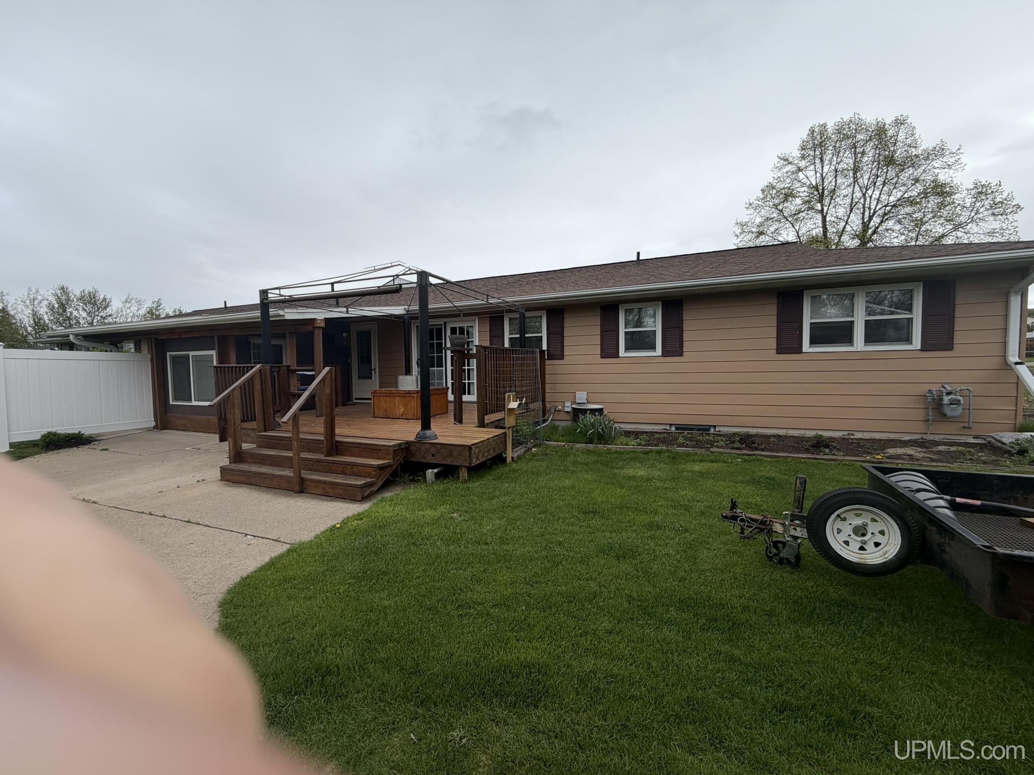 607-609 Kennedy Road Iron Mountain, MI 49801 - Photo 15 of 37