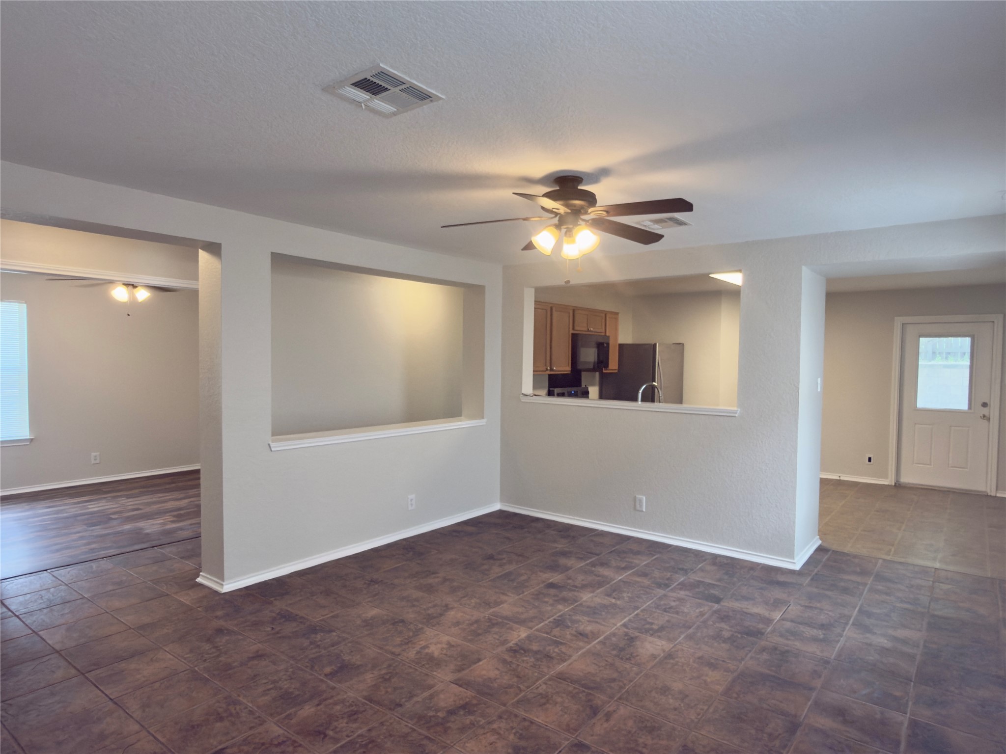 255 Myrtle Street Kyle, TX 78640 - Photo 7 of 31