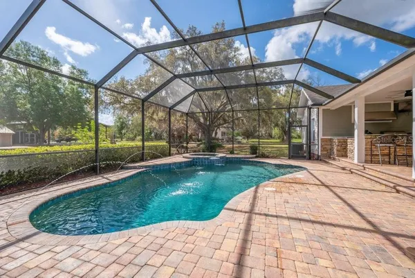 $1,100,000 | 3916 Powerline Road, Lithia, FL 33547