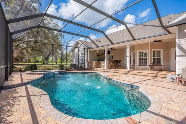 $1,100,000 | 3916 Powerline Road, Lithia, FL 33547
