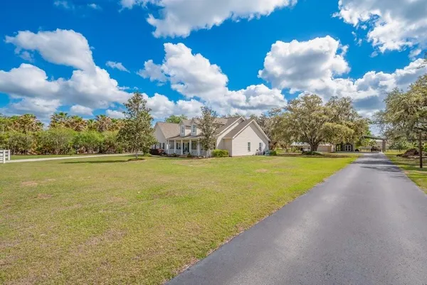 $1,100,000 | 3916 Powerline Road, Lithia, FL 33547