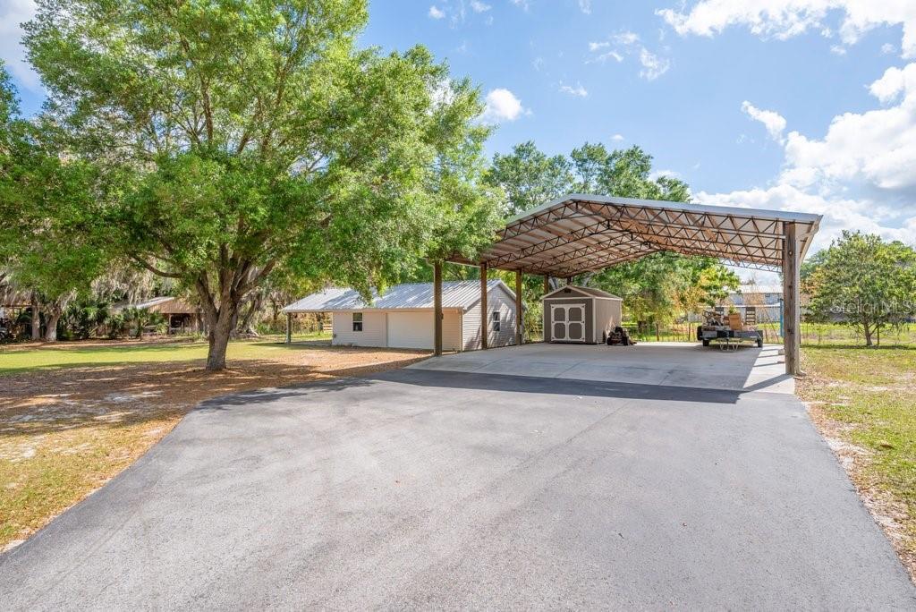 3916 Powerline Road Lithia, FL 33547 - Photo 5 of 66