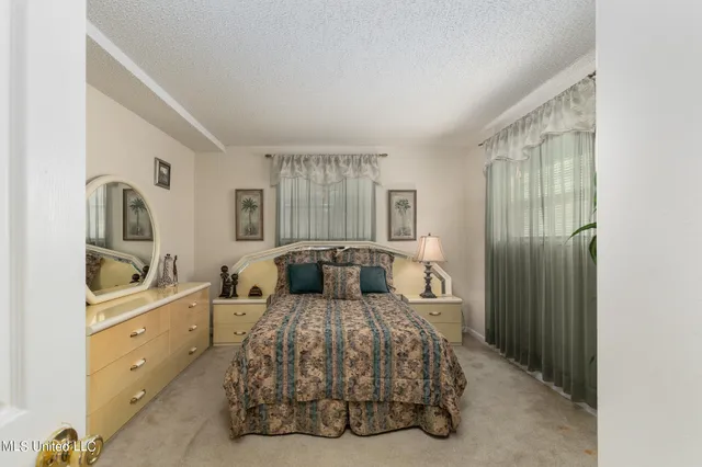 $675,000 | 114 East T Poole Road, Poplarville, MS 39470