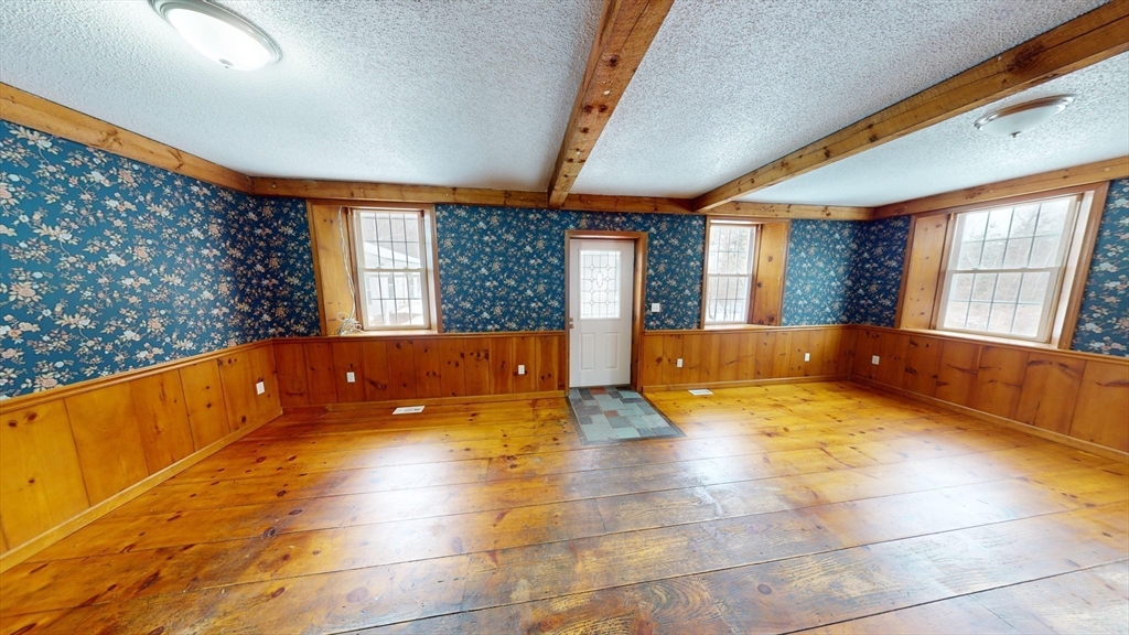 119 Sturbridge Road Brimfield, MA 01010 - Photo 11 of 34