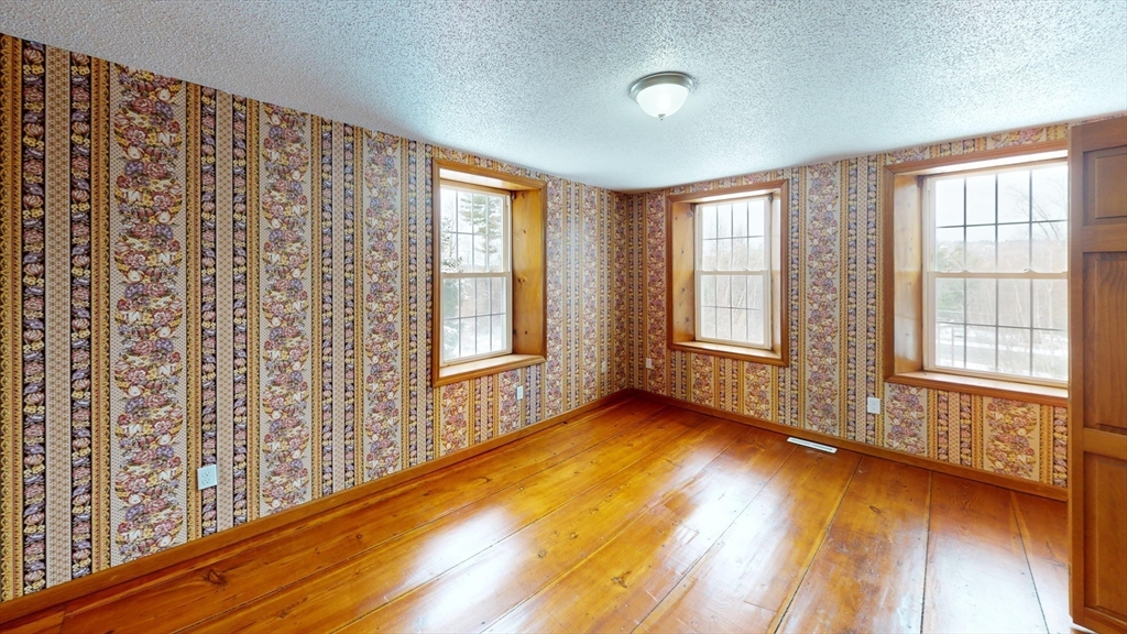 119 Sturbridge Road Brimfield, MA 01010 - Photo 23 of 34