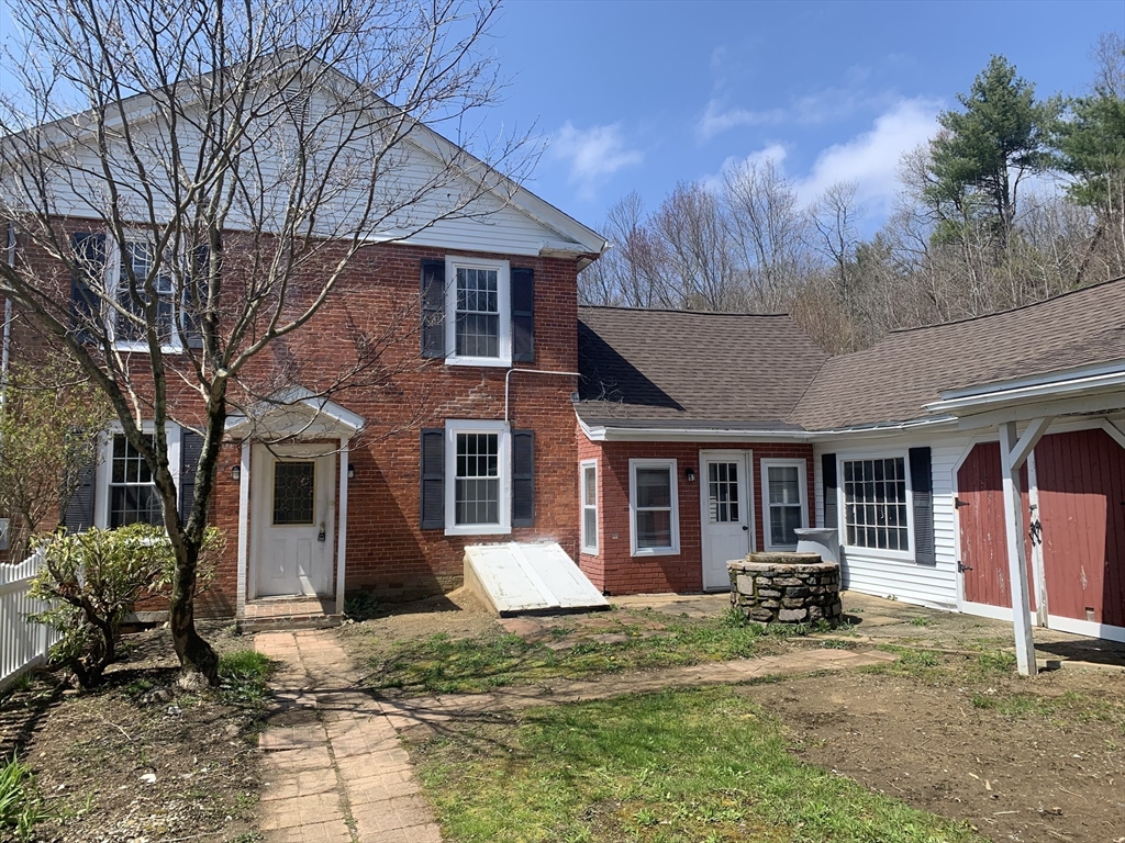 119 Sturbridge Road Brimfield, MA 01010 - Photo 5 of 34