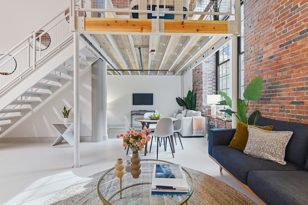 251 Heath Street, Unit 110 Boston, MA 02130 - Photo 2 of 34