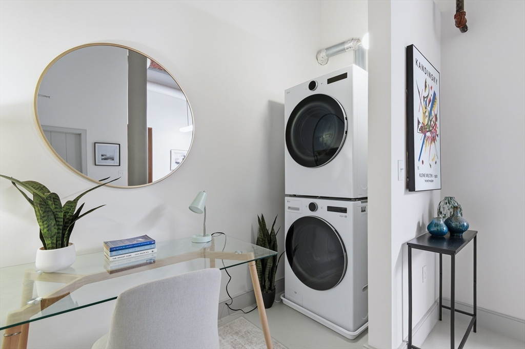 251 Heath Street, Unit 110 Boston, MA 02130 - Photo 26 of 34