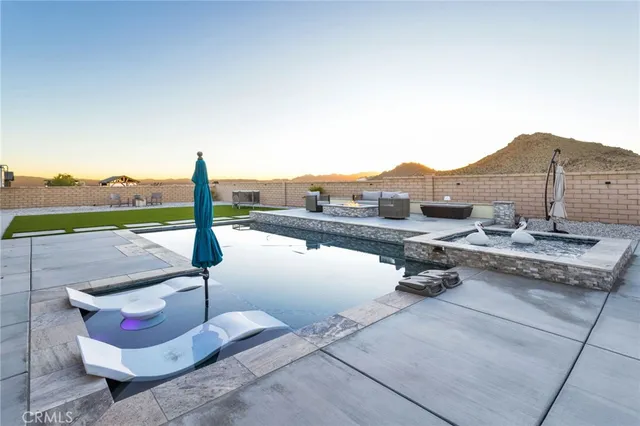 $4,500 | 17066 Ta-Ki-Pi Road, Apple Valley, CA 92307