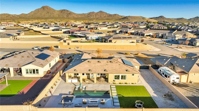 $4,500 | 17066 Ta-Ki-Pi Road, Apple Valley, CA 92307