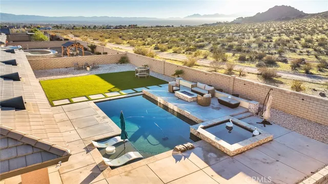 $4,500 | 17066 Ta-Ki-Pi Road, Apple Valley, CA 92307