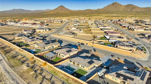 $4,500 | 17066 Ta-Ki-Pi Road, Apple Valley, CA 92307