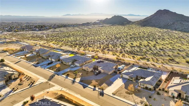 $4,500 | 17066 Ta-Ki-Pi Road, Apple Valley, CA 92307
