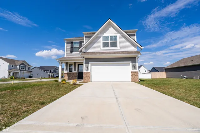 $2,195 | 76 Fernleaf Drive, Whiteland, IN 46184
