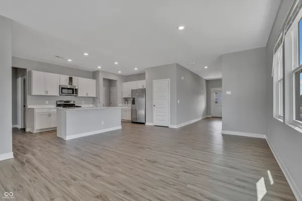 $2,100 | 76 Fernleaf Drive, Whiteland, IN 46184