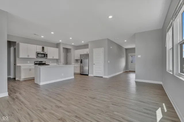 $2,195 | 76 Fernleaf Drive, Whiteland, IN 46184