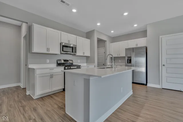 $2,195 | 76 Fernleaf Drive, Whiteland, IN 46184