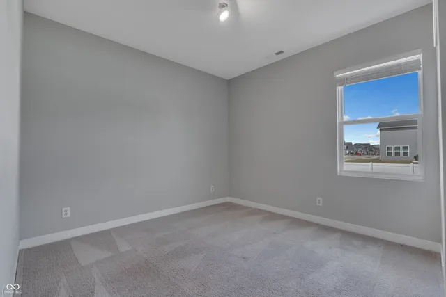 $2,195 | 76 Fernleaf Drive, Whiteland, IN 46184