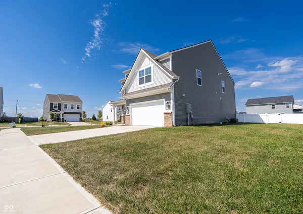 $2,100 | 76 Fernleaf Drive, Whiteland, IN 46184