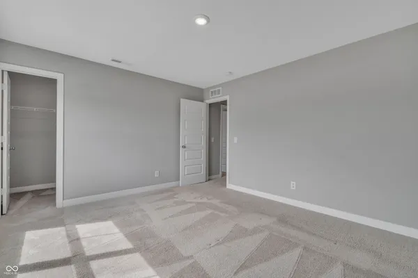 $2,100 | 76 Fernleaf Drive, Whiteland, IN 46184