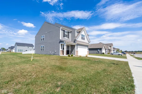 $2,100 | 76 Fernleaf Drive, Whiteland, IN 46184