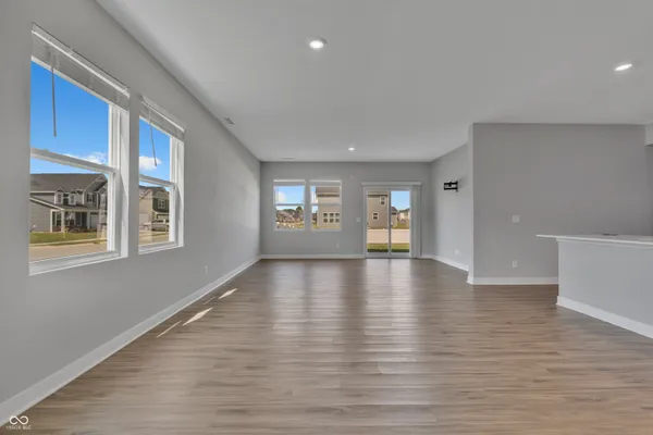 $2,100 | 76 Fernleaf Drive, Whiteland, IN 46184