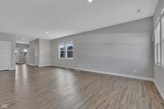 $2,195 | 76 Fernleaf Drive, Whiteland, IN 46184