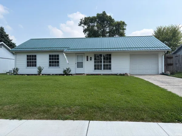 $209,900 | 520 Beechwood Drive East, Monticello, IN 47960