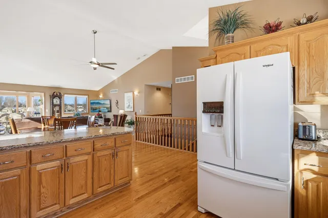 $450,000 | 540 Hickory Street South, Annandale, MN 55302