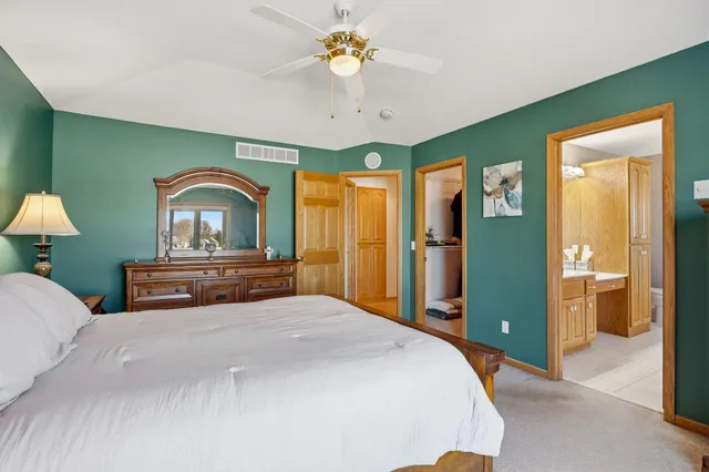 $450,000 | 540 Hickory Street South, Annandale, MN 55302