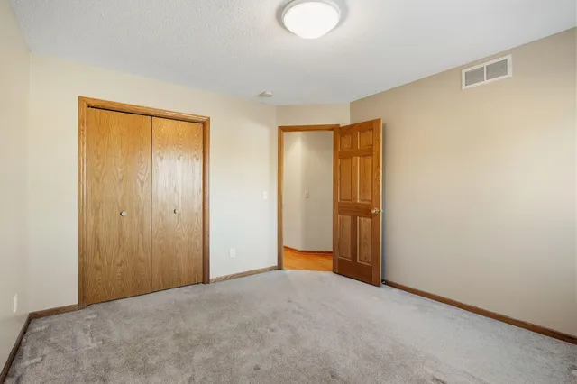 $450,000 | 540 Hickory Street South, Annandale, MN 55302