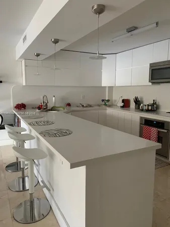 $5,500 | 199 Ocean Ln Drive, Unit 811, Key Biscayne, FL 33149