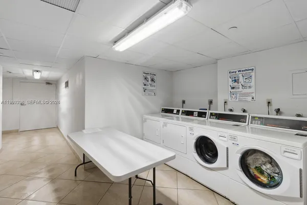 $5,500 | 199 Ocean Ln Drive, Unit 811, Key Biscayne, FL 33149