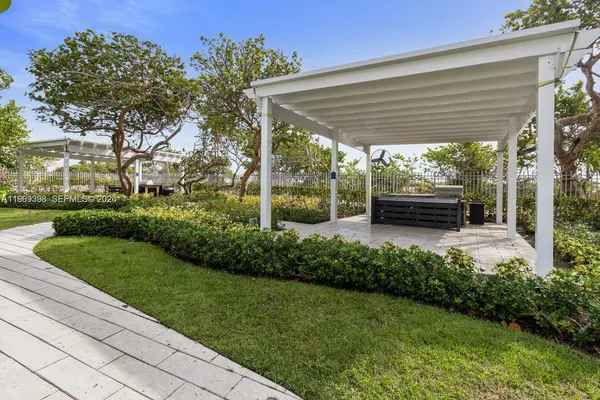 $5,500 | 199 Ocean Ln Drive, Unit 811, Key Biscayne, FL 33149