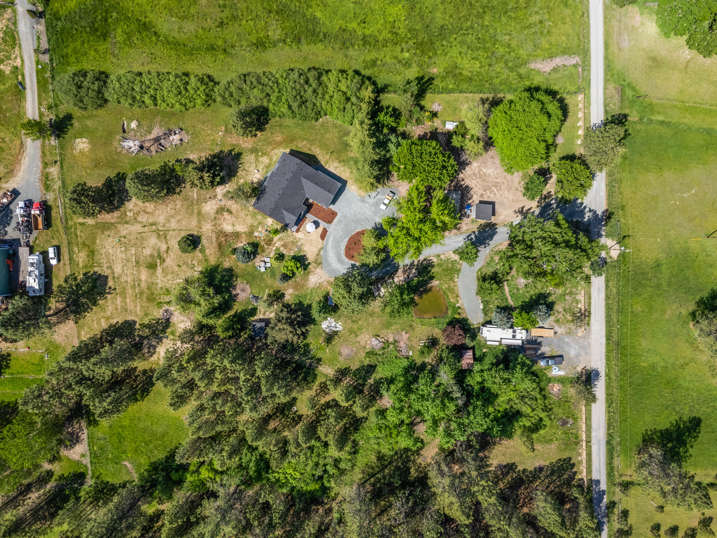 695 Minthorne Road Rogue River, OR 97537 - Photo 3 of 48 4_695 minthorne rd - drone - 4