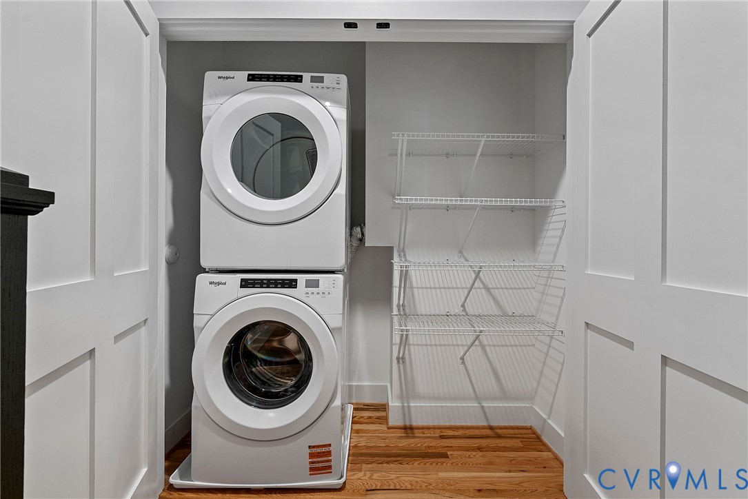 2909 R Street Richmond, VA 23223 - Photo 26 of 50 a utility room with dryer and washer