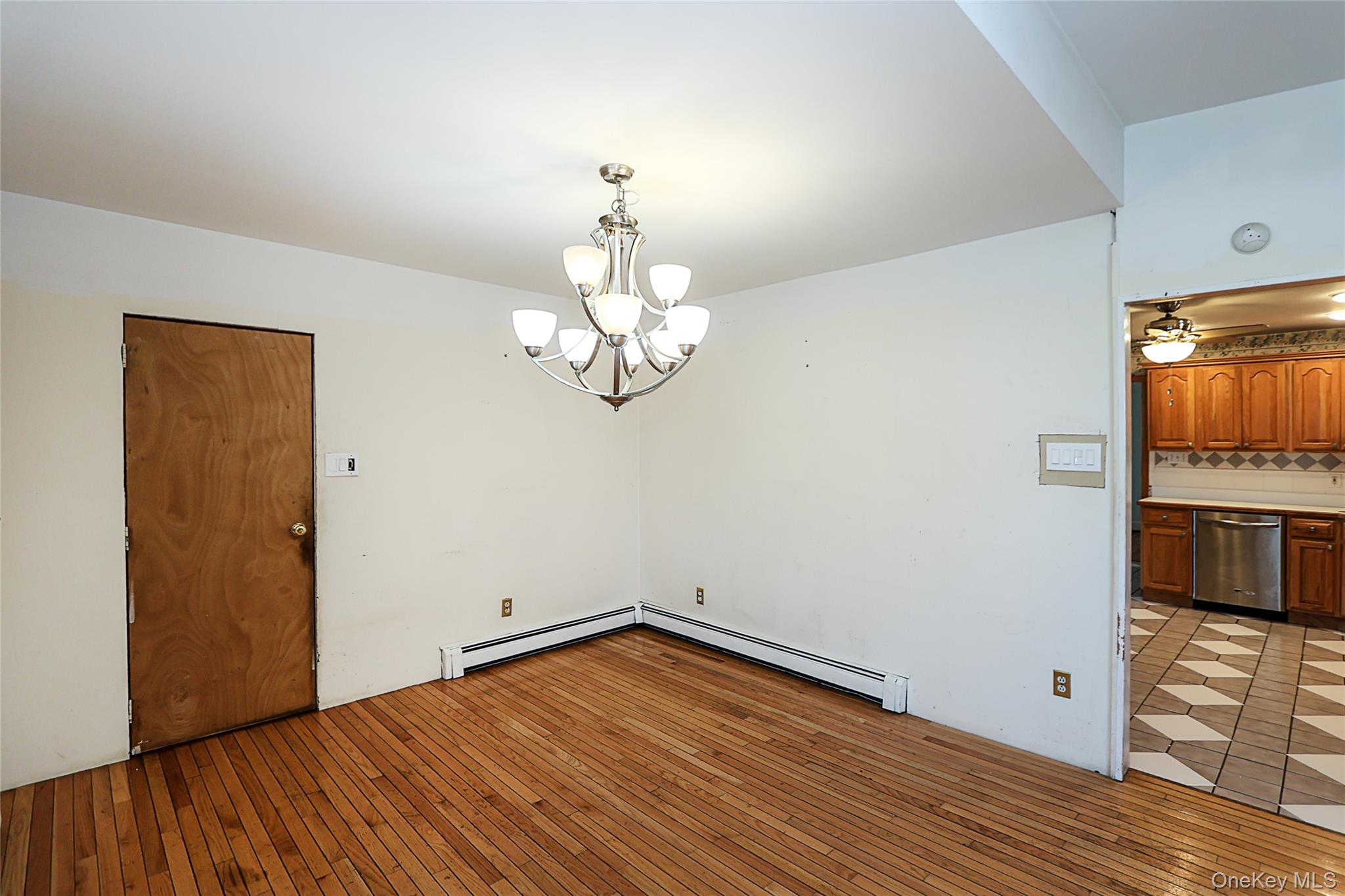 20 East Clearwater Road Lindenhurst, NY 11757 - Photo 16 of 41
