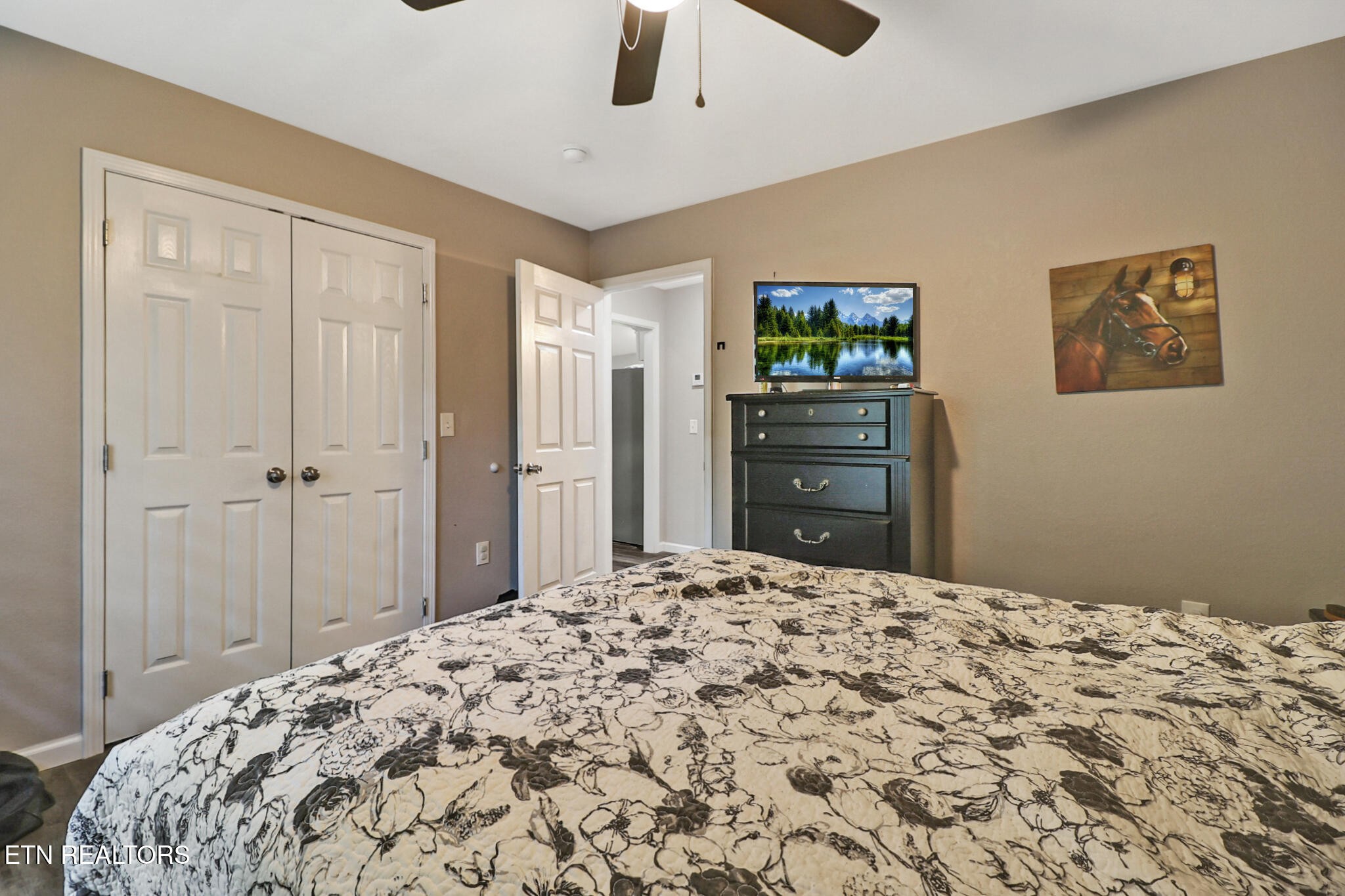 122 Jay Loop Jamestown, TN 38556 - Photo 16 of 29