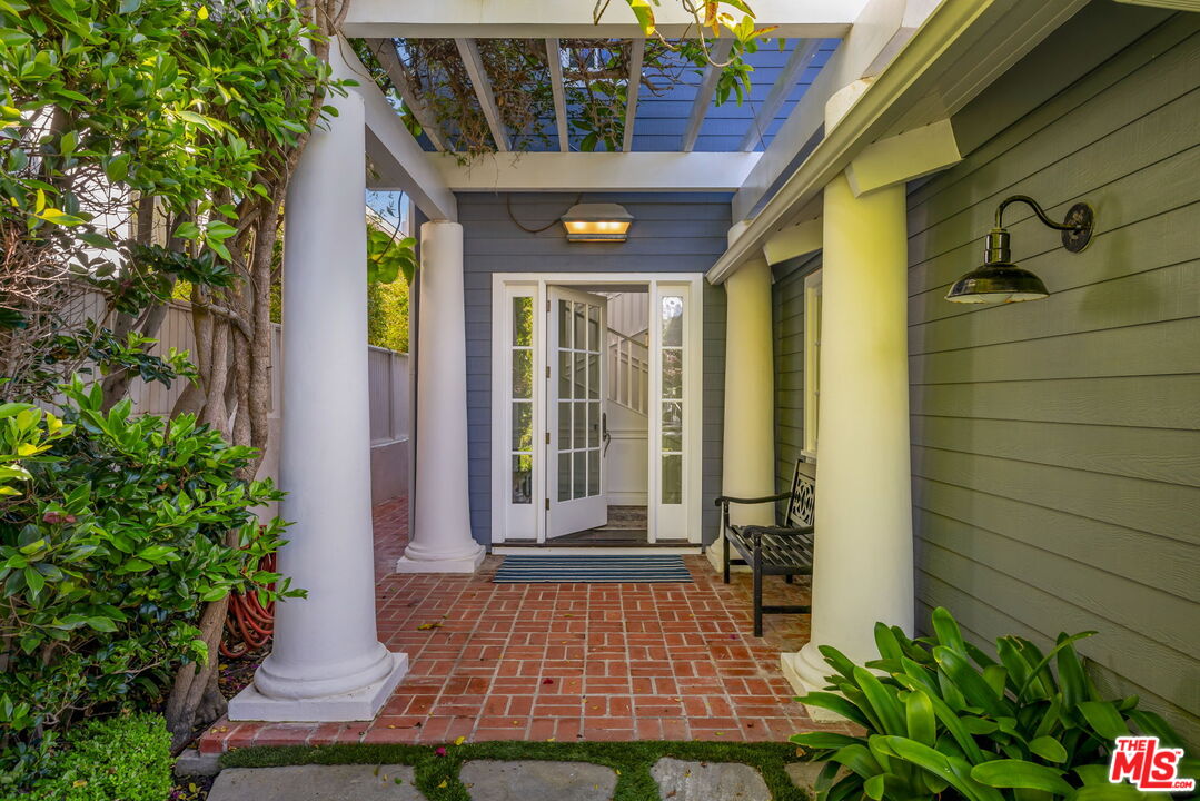 30810 Broad Beach Road Malibu, CA 90265 - Photo 6 of 43 a view of entryway with a front door