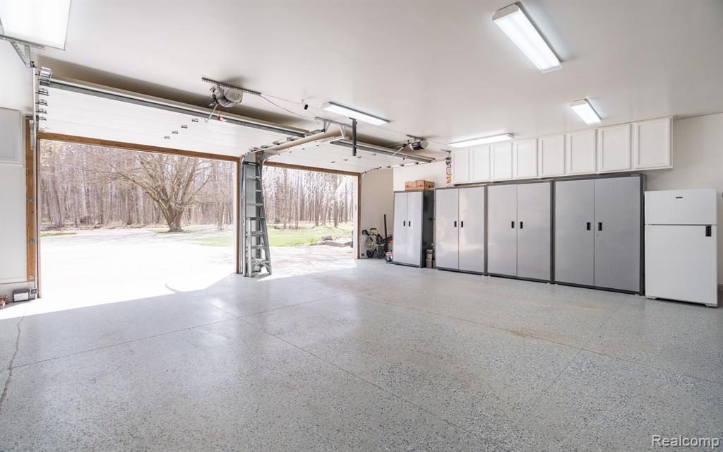 8660 West Sargent Road Fowlerville, MI 48836 - Photo 36 of 48 Gallery Image 36