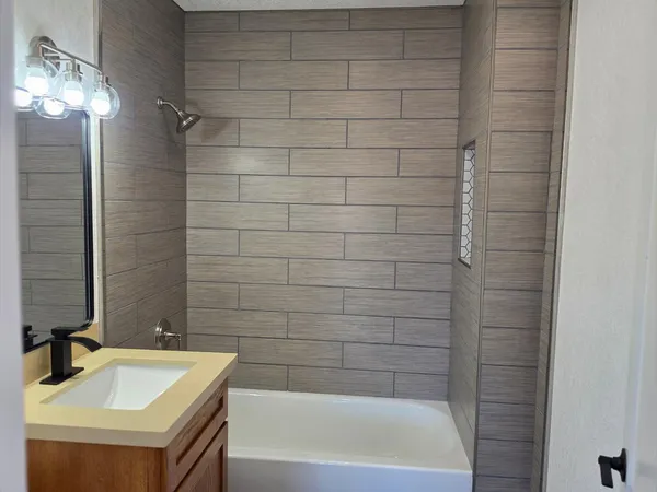 $3,400 | 1731 East Redfield Road, Tempe, AZ 85283