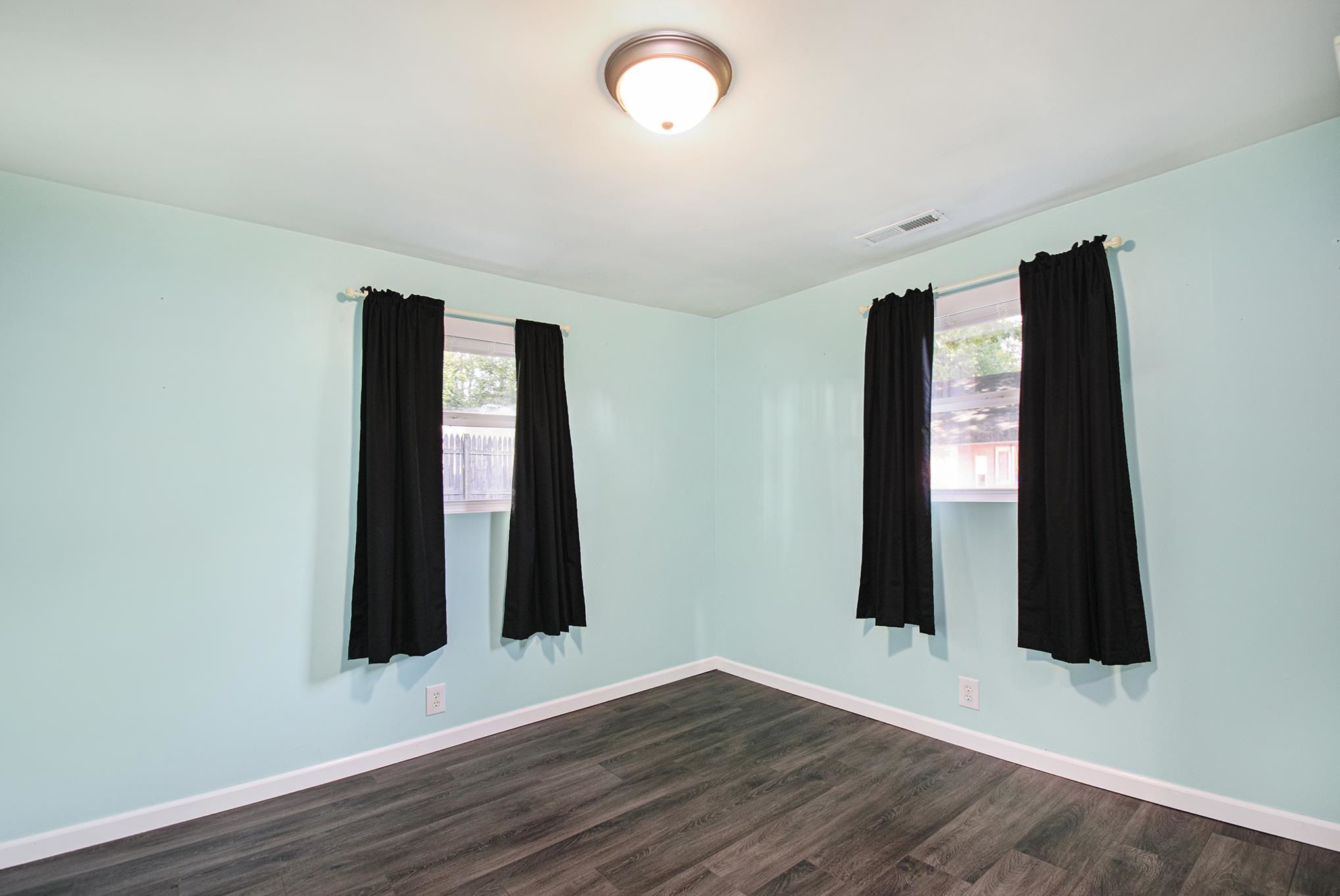 11403 Edison Road Osceola, IN 46561 - Photo 16 of 26 Gallery Image 16