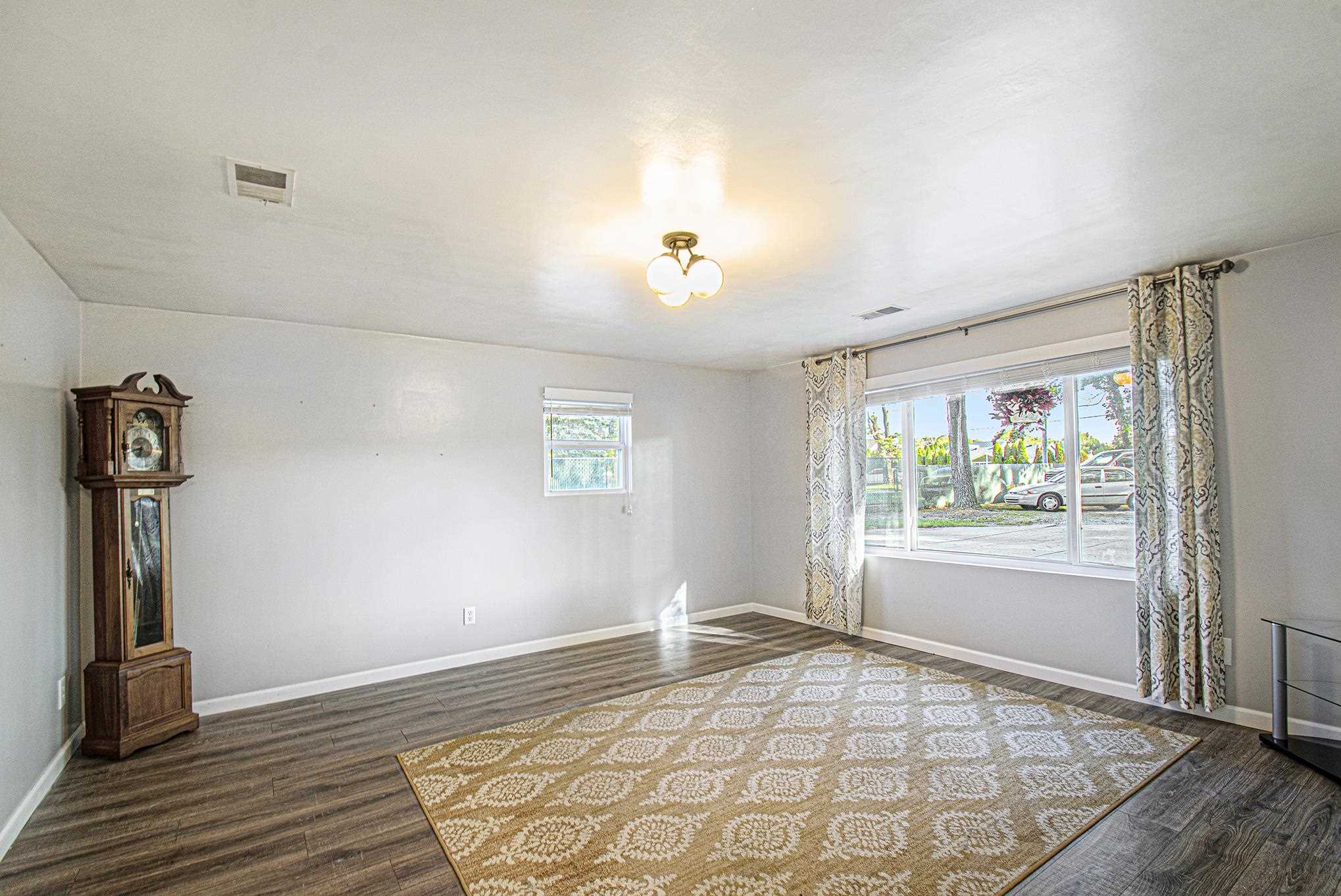 11403 Edison Road Osceola, IN 46561 - Photo 3 of 26 Gallery Image 3