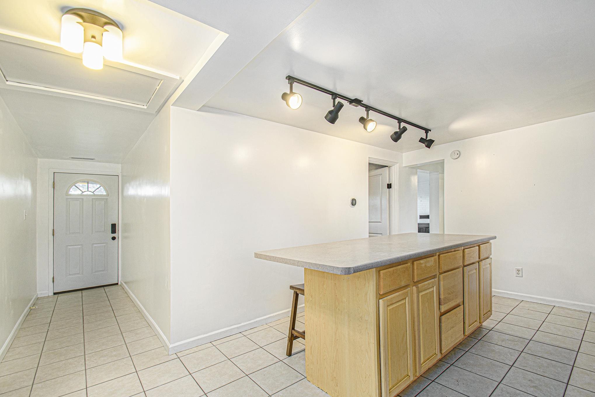 11403 Edison Road Osceola, IN 46561 - Photo 7 of 26 Gallery Image 7