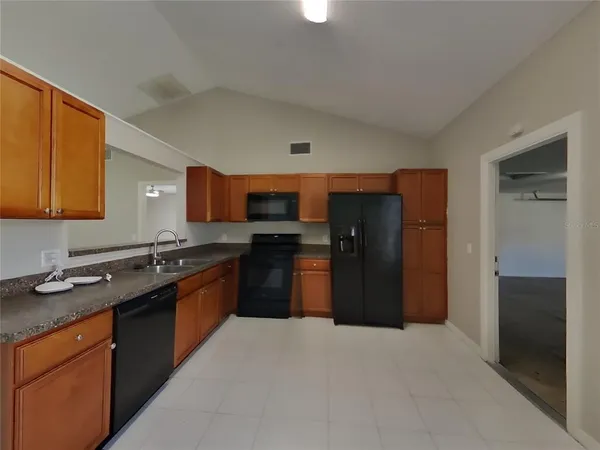 $2,139 | Undisclosed Address, Orlando, FL 32822