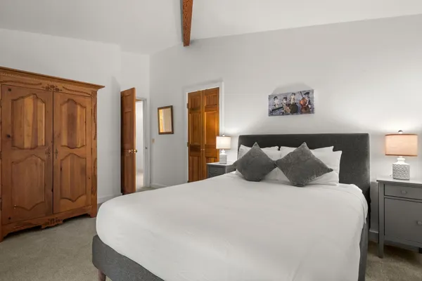 $1,890,000 | 835 Alpine View Road, Stowe, VT 05672