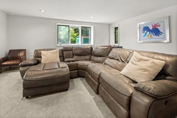 $1,890,000 | 835 Alpine View Road, Stowe, VT 05672